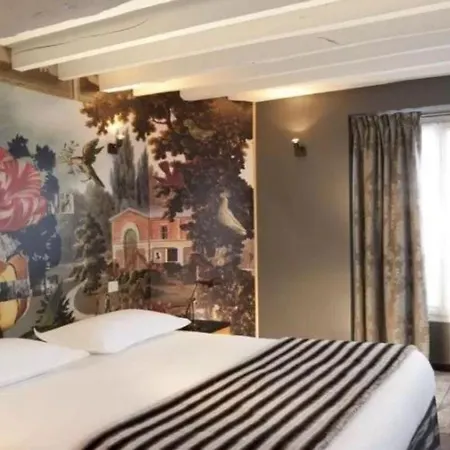 Le Notre Dame Saint Michel 3* Paris