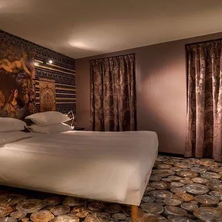 Hotel Le Notre Dame Saint Michel 3*