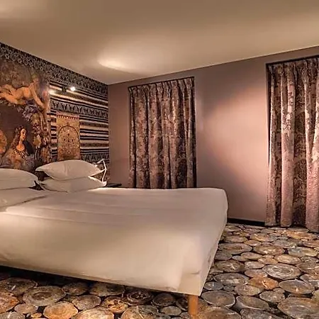 Le Notre Dame Saint Michel Hotel