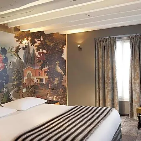 Le Notre Dame Saint Michel Hotel Paříž