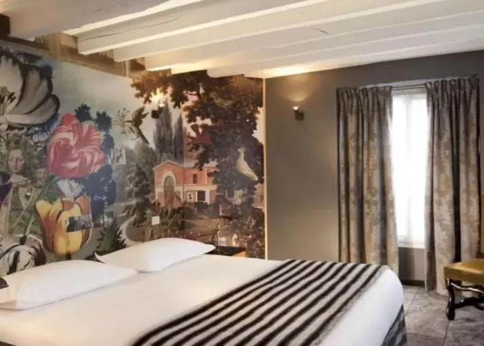 Le Notre Dame Saint Michel 3* Paris