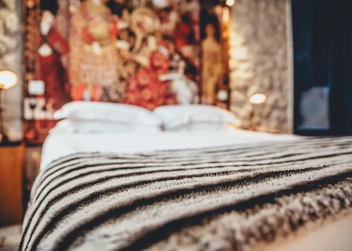 Le Notre Dame Saint Michel Hotel