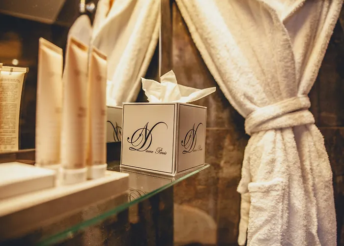 Hotel Le Notre Dame Saint Michel 3*