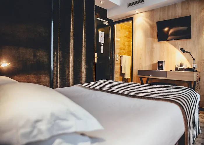 Le Notre Dame Saint Michel Paris