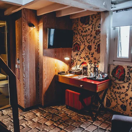 Hotel Le Notre Dame Saint Michel 3*